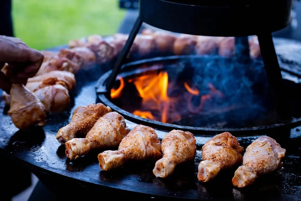 Tiger Fire Plancha BBQ - Versatile and Functional: "Host a barbecue party or prepare a quiet evening meal with the versatile Tiger Fire Plancha BBQ. This multifunctional BBQ is always the right choice. TIGER FIRE OFFICIAL STORE | TIGER FIRE SHOP | TIGER FIRE | PLANCHA BBQ | BBQ KOPEN | Kupić BBQ | Koupit BBQ | Buy a BBQ | Acheter BBQ | BBQ KAUFEN | Acquistare un BBQ | Comprar un BBQ | EINEN BBQ KAUFEN | Comprar um BBQ | FUERPLATTE PLANCHA BBQ | PLANCHA GRILL | BBQ GRIDDLE